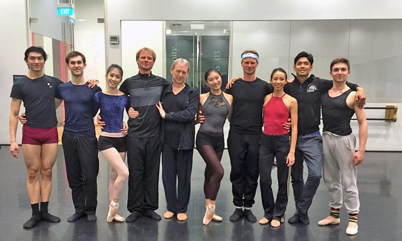 Kirichenko-and-Singapore-Dance-Theatre Taenzer