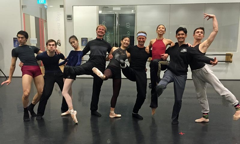 Singapor-Dance-Theatre und Kirichenko